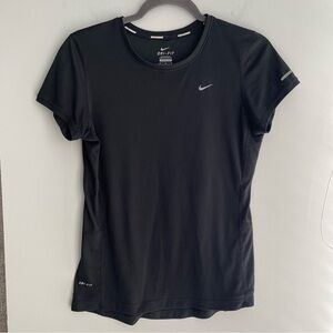 Nike Women's Black Short Sleeve Tee